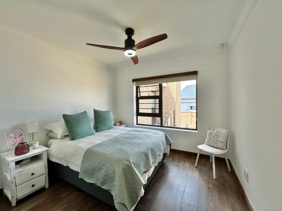 4 Bedroom Property for Sale in Wavecrest Eastern Cape